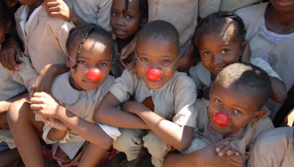 Des clowns pour accepter les jumeaux diaporama,4426-clowns-sans-frontieres.jpeg
