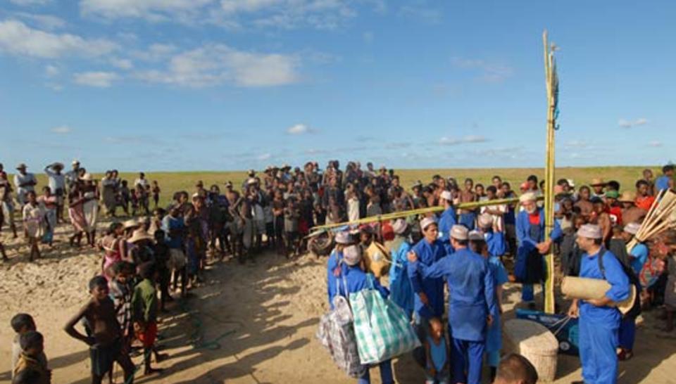 Des clowns pour accepter les jumeaux diaporama,4454-Mada2006-27.jpeg