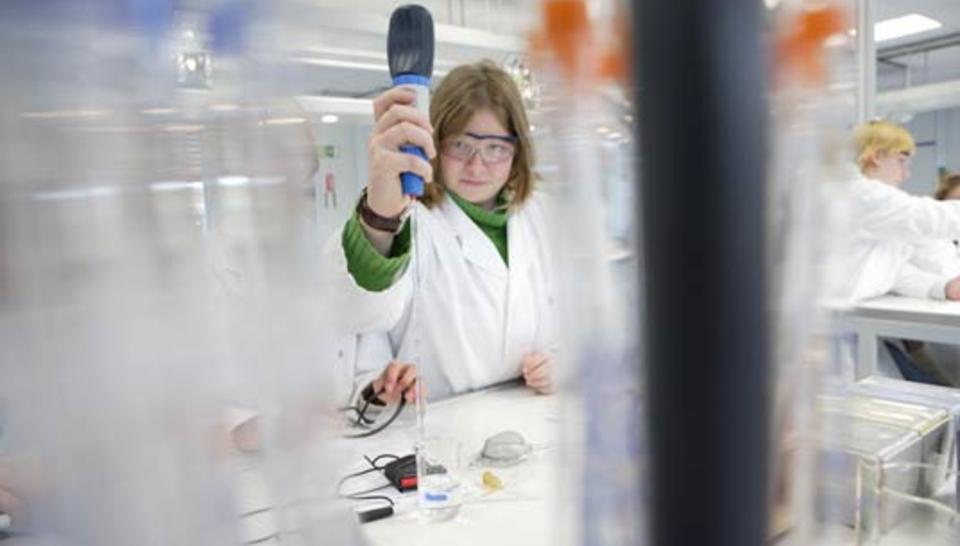 Quand les scientifiques se tournent vers les écoliers diaporama,4371-girlsday_06__0038.jpeg