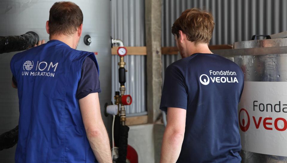 Mission Veoliaforce au Bangladesh, avec l'IOM, de Romain Verchère et Melvin Radlo, autour du Saniforce Solar