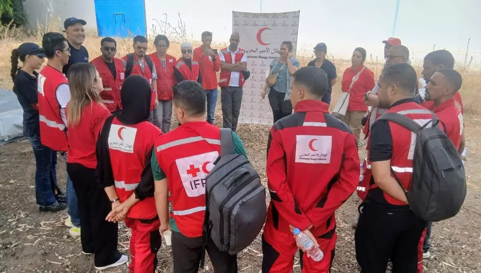 Formation de personnels du Croissant-Rouge marocain au déploiement de l'Aquaforce 2000, par les volontaires Veoliaforce de la fondation Veolia, juillet 2026