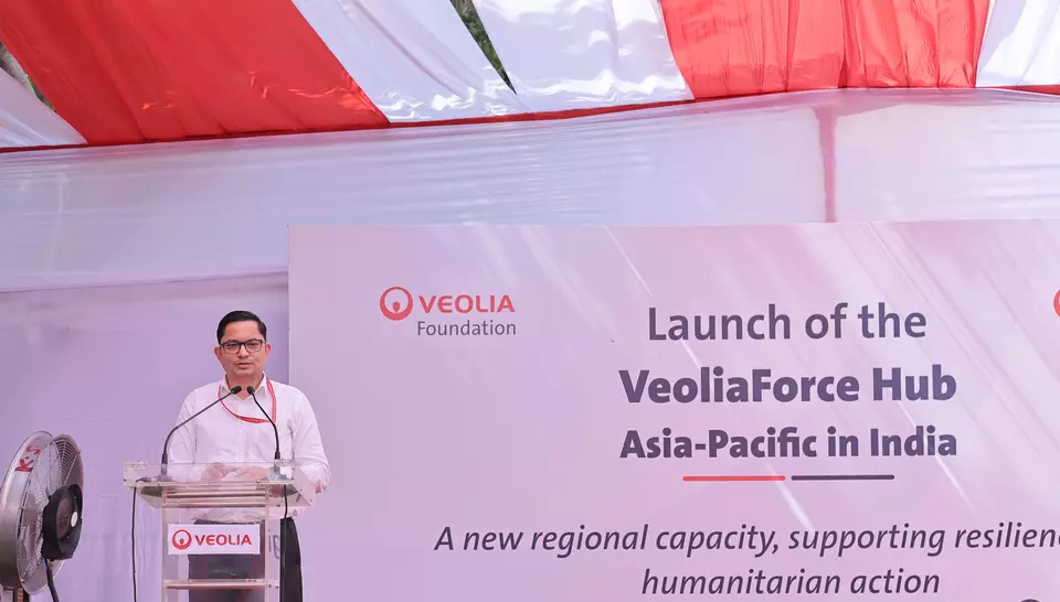 Remarks by Kaustubh Dinkar Kukde, Joint Secretary-General of the Indian Red Cross Society, with the official sign marking the launch of the Veoliaforce Asia-Pacific hub in India in the background.