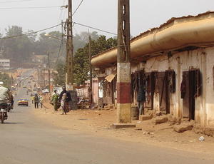 Foumban, High Street, photo © Elin