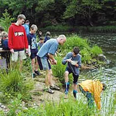 When school children join together to protect their river 7735,raw,28_allemagne.jpg