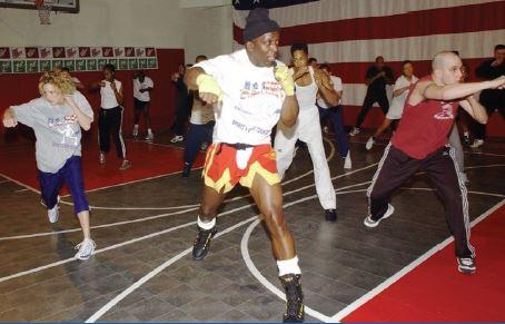 Stelly, 25 ans, et Steeve, 30 ans, à l'origine de cours d’aéroboxe