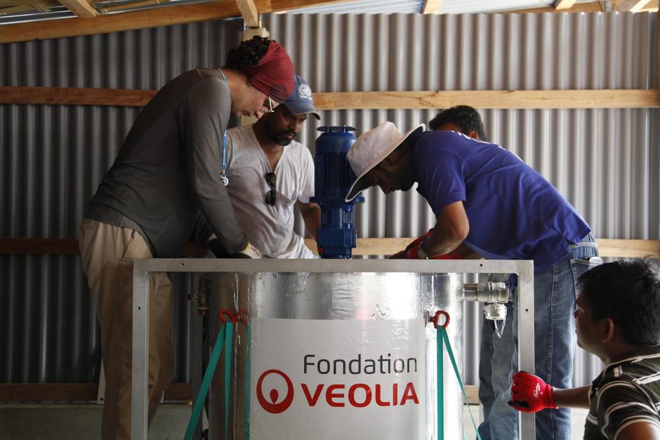 Mission Veoliaforce au Bangladesh, avec l'IOM, de Romain Verchère et Melvin Radlo, autour du Saniforce Solar