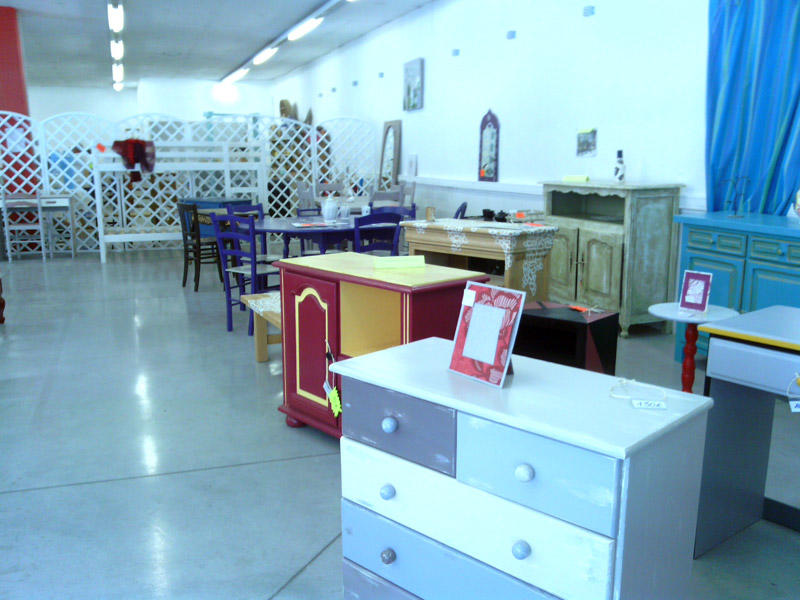 Jolis meubles recyclés pour public défavorisé 10087,raw,13SE1752-AMPG-_3_.jpg