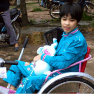 Au secours des enfants handicapés 6651,raw,fauteuil_christina-noble.jpg