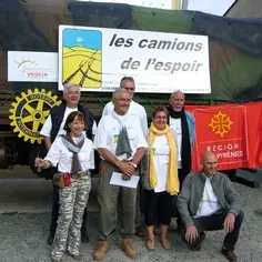 Réhabiliter une école délabrée pour lutter contre l'illettrisme 7048,raw,7SD1007-les-camions-de-l_espoir-236.jpg