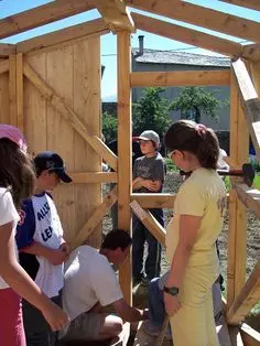 A bioclimatic house built by school children 8377,raw,7EN863-Enfants-de-la-planete.jpg