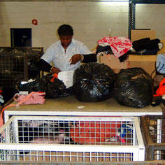 Collecting and sorting textiles to create 20 integration jobs 8447,raw,7IP1023.jpg