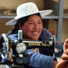 22 women at the controls of a micro-business in Bolivia 8723,raw,Potosi_236.jpg