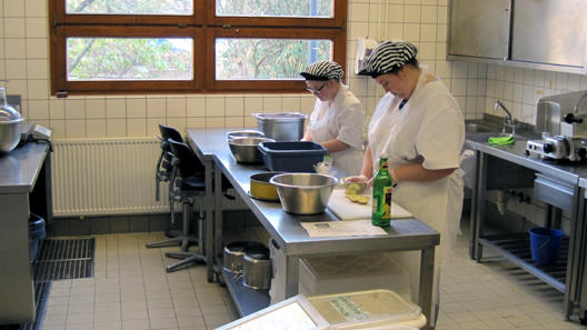 Un îlot d'apprentissage pour apprentis-cuisiniers handicapés 9569,raw,11IP1447-528.jpg