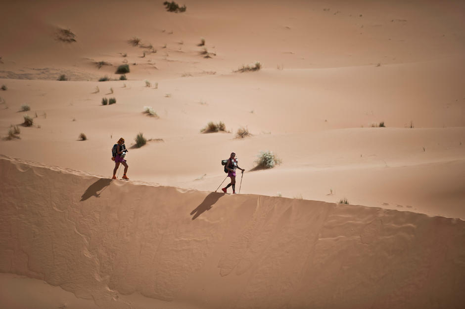 Une course intelligente à l'ombre des grandes dunes 6389,raw,91_maroc.jpg