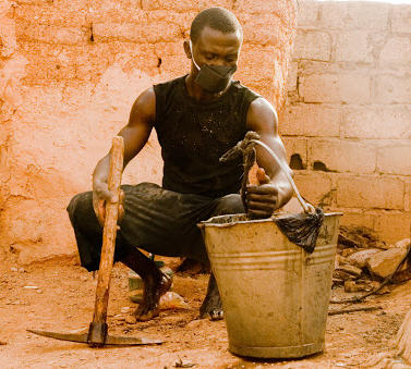 Aider les vidangeurs manuels de Ouagadougou à structurer leur filière